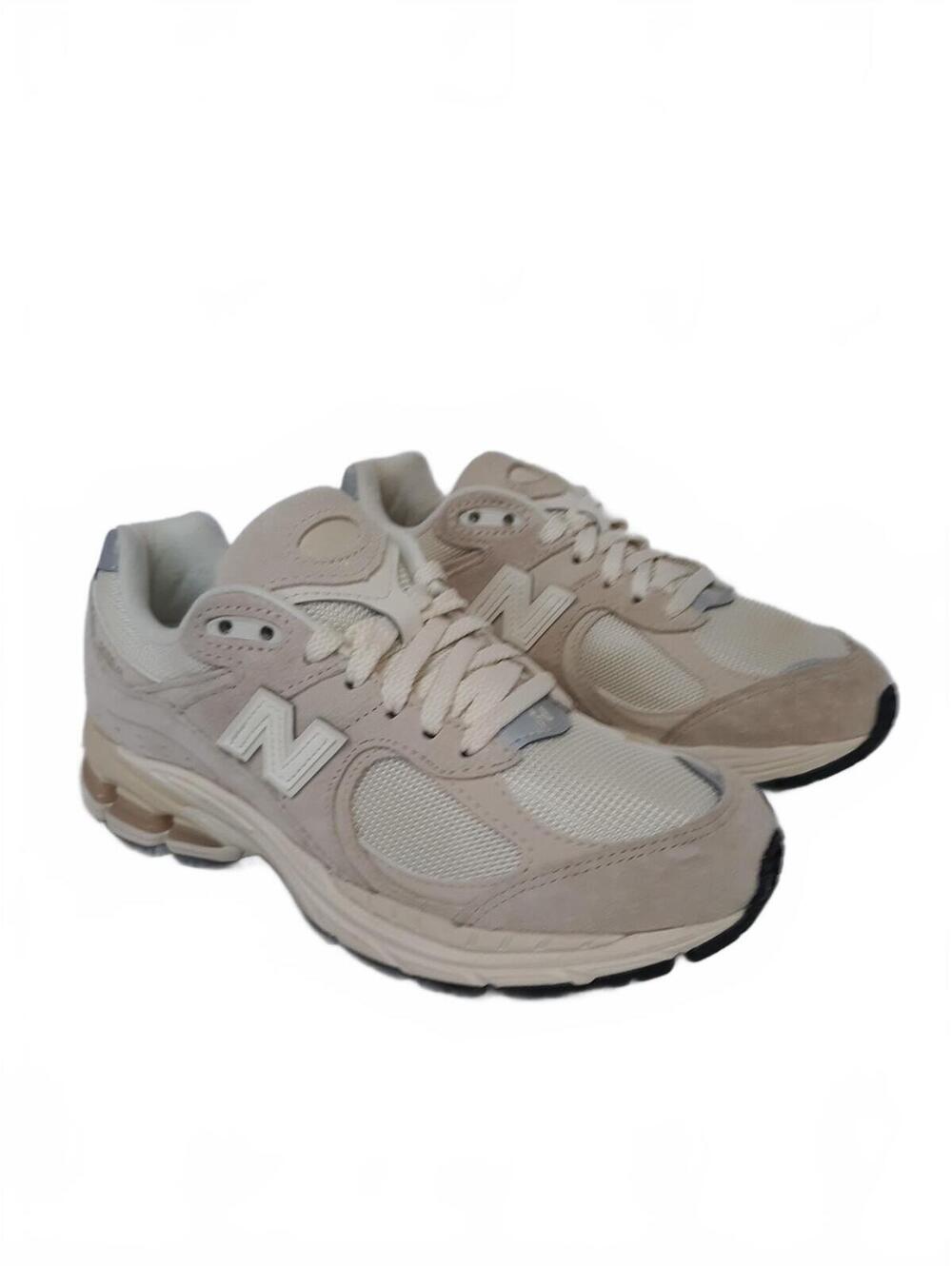 New Balance 2002R Calm Taupe M2002RCC Mens 4 Womens 5.5